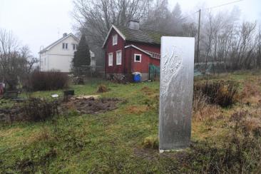 A monolith in a field in Salo, West Finland, in December 2020. Photo: Lehtikuva.