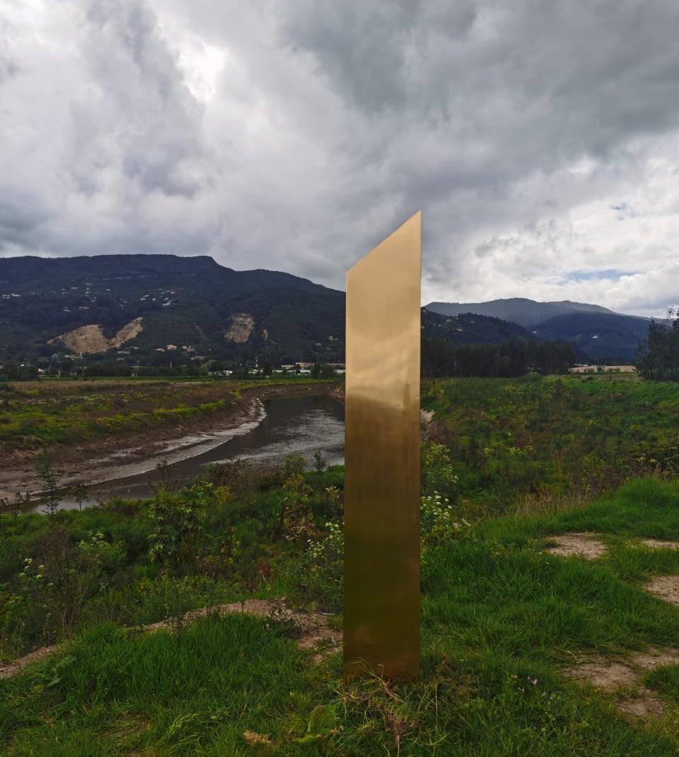 Golden Monolith, Chía, Cundinamarca, Colombia